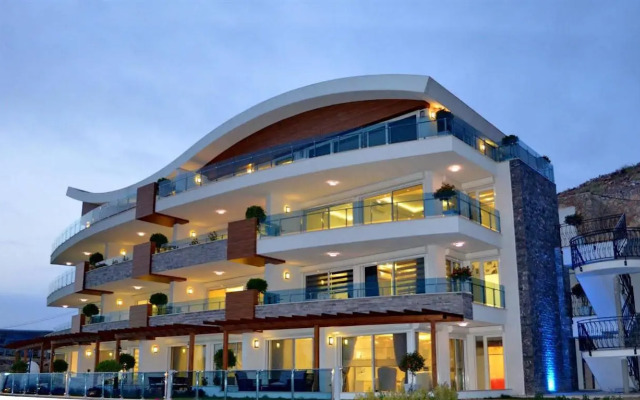 Elite Luxury Suite & Spa