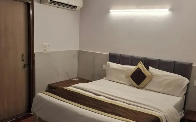 Hotel HR Residency