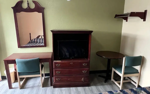 Country Inn-Giddings