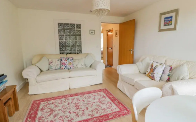 Tweed Apartment