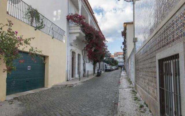 The Lisbon Flat GraCa