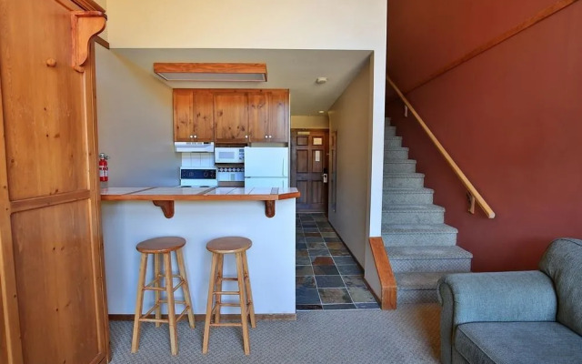 Apex Inn Standard Rm 223 1 Bedroom Condo by Redawning