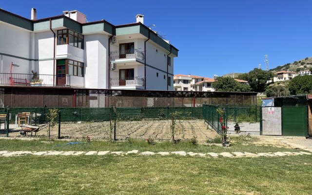 Parli Hotel