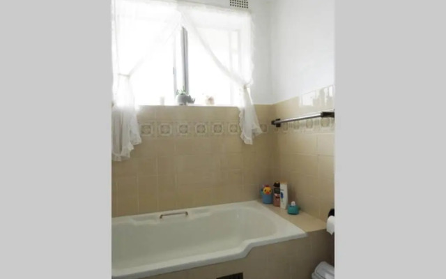 Digby's Place - waterfront apartment