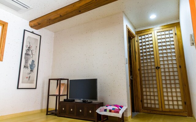 Chosun Royal Residence