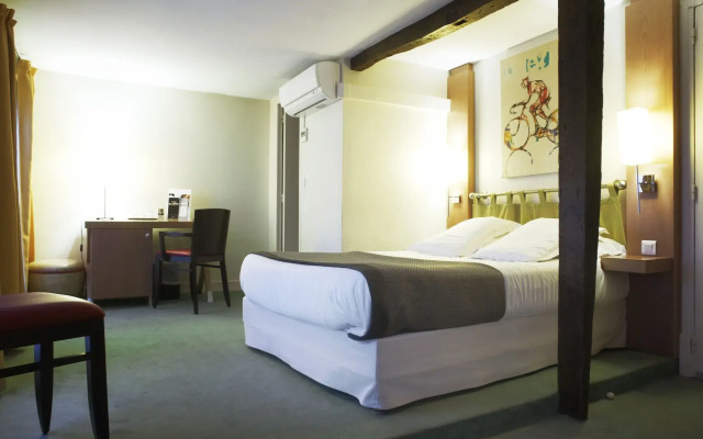 New Hotel Opera