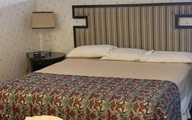 Calipatria Inn And Suites