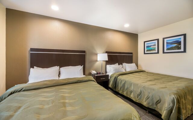 Rodeway Inn & Suites