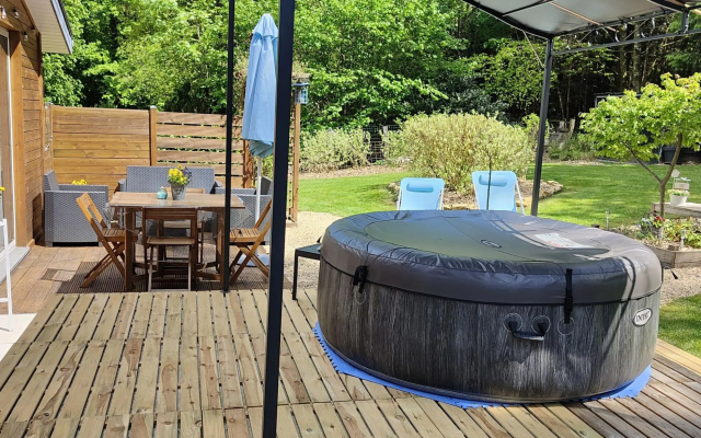 Chalet in Chatillon With Forest and BBQ - фото 2