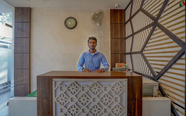 Travellers Inn by OYO Rooms