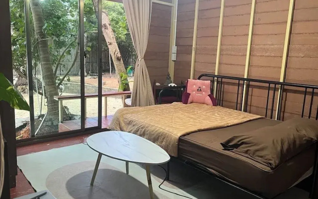 Smiley Bungalows Guesthouse