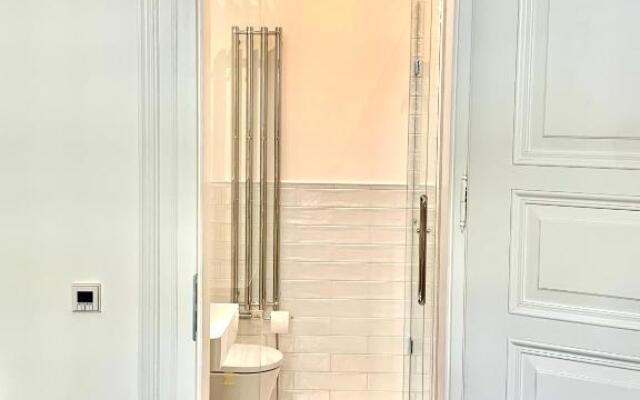 Palace Dlazdena Central Apartment - New Town