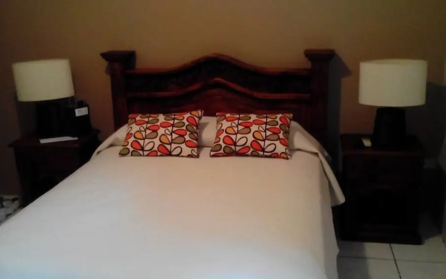 1915 Hotel