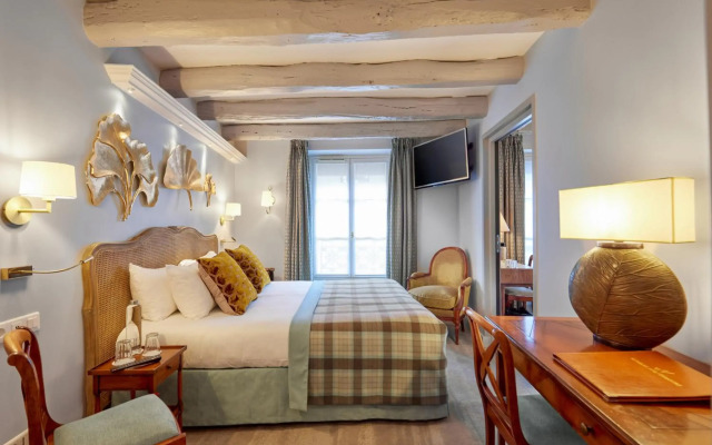 Le Relais Montmartre