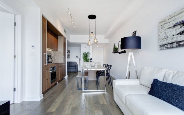 Bell Centre Apartments by Hometrotting