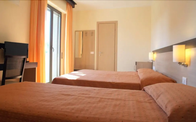 Hotel Flora