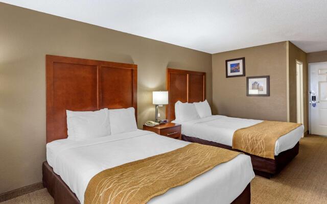 Comfort Inn Gurnee near Six Flags