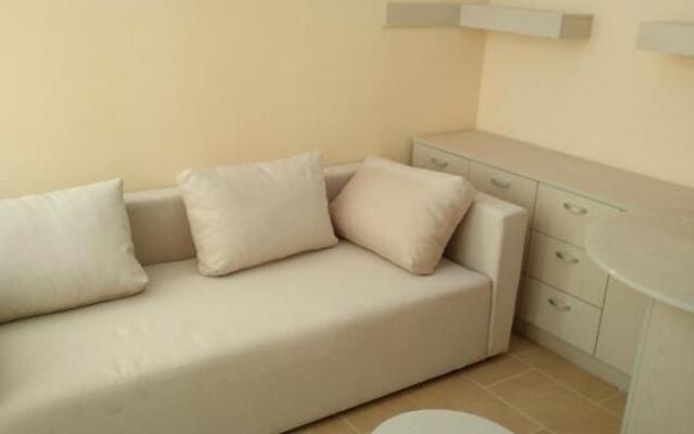 Gradina Sunny Apartment