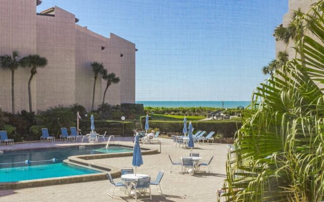 Siesta Breakers on Crescent Beach