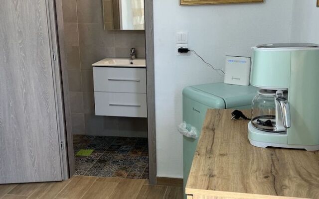 Ecological Studio Flat in Kalyvia Thorikou, Greece