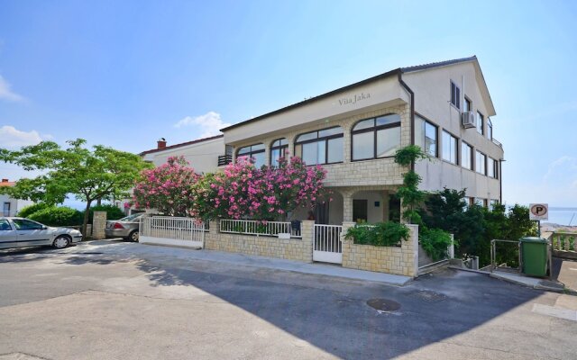 Apartments and Rooms Jaka