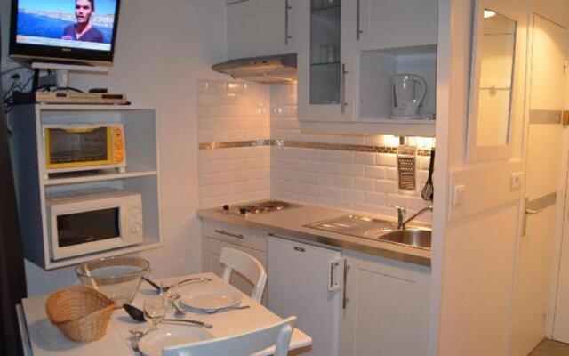 Appartement Les Menuires, 1 pièce, 2 personnes - FR-1-452-87