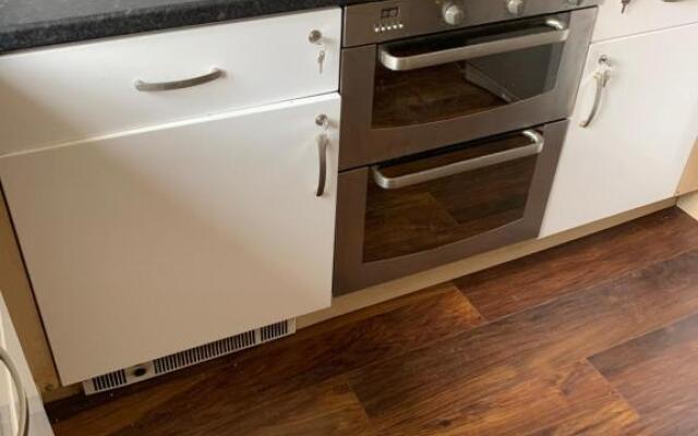 Private Rooms In A Cheerful 4-Bedroom Town House