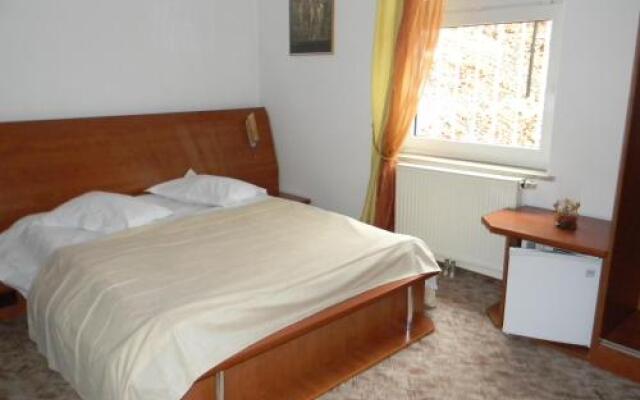 Vila Paris
