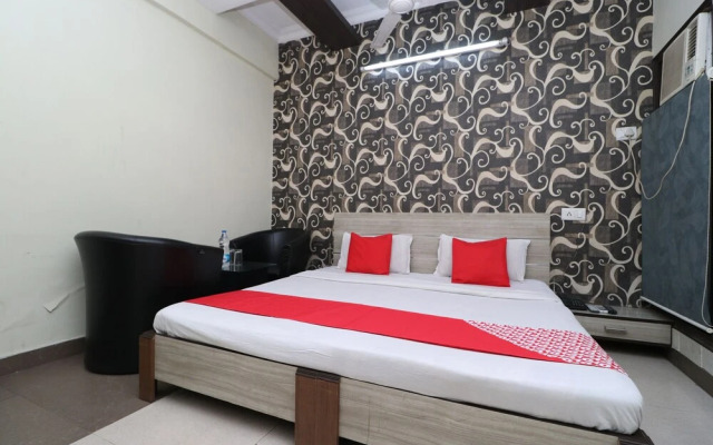 Oyo 30370 R K Guest House