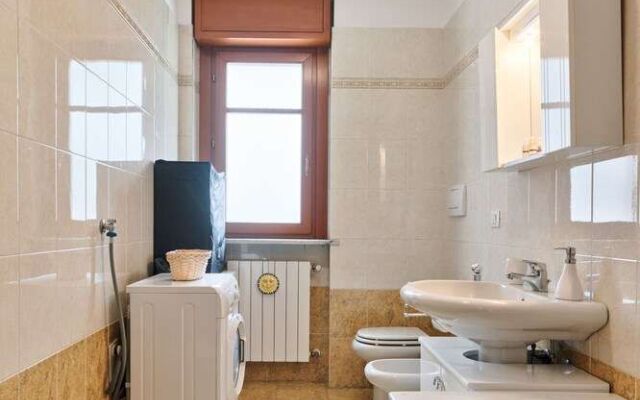 Torino Crocetta Modern Flat