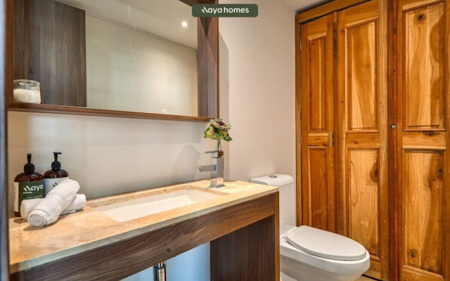 Luxury 2BR Condo in Marina - Pool - Zen Rooftop