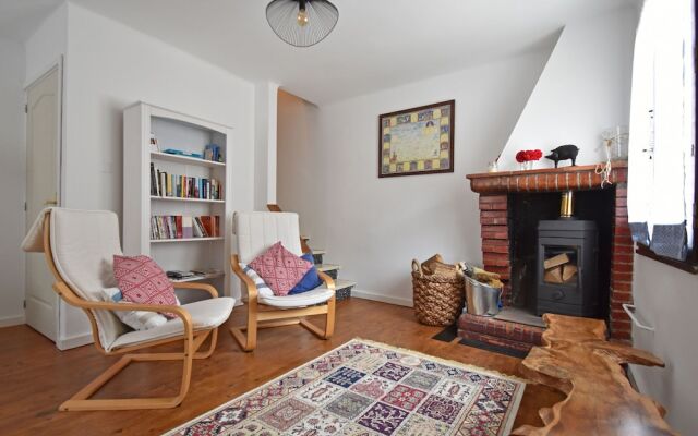 Quaint Holiday Home in Languedoc-roussillon With Garden