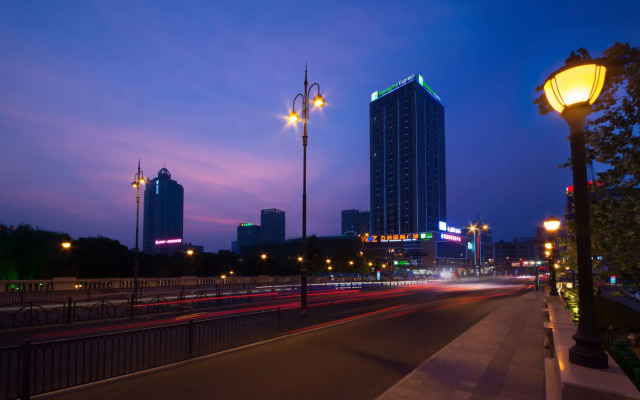Yancheng Jianjun Road Wuzhou International Plaza