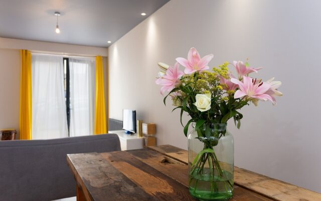 1 Bedroom Converted Warehouse In Stoke Newington