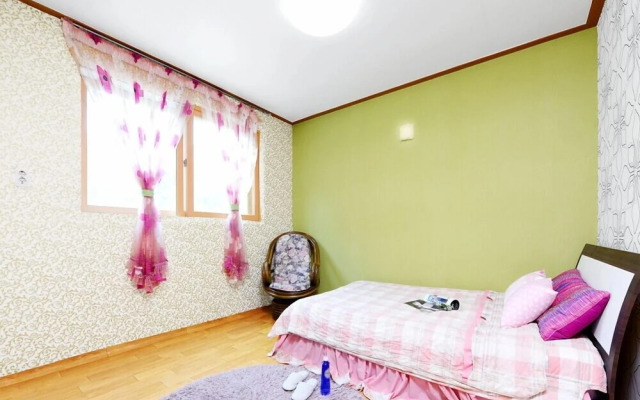 The Tree in the Lake