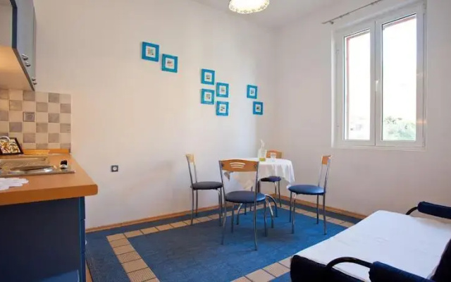 Apartments Kastelani