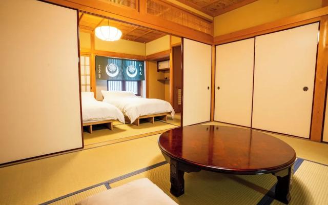 Koyasan Gokuraku Stay