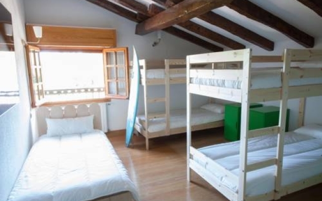 Moana Surf Hostel