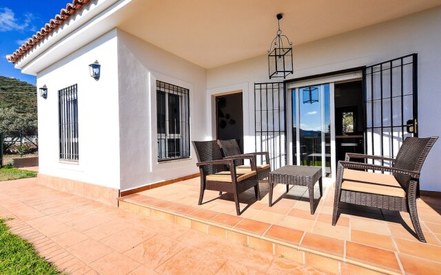 Paredones I Villa Rural Caminito del Rey