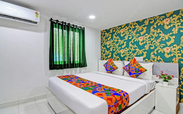 Fabhotel Dream Star