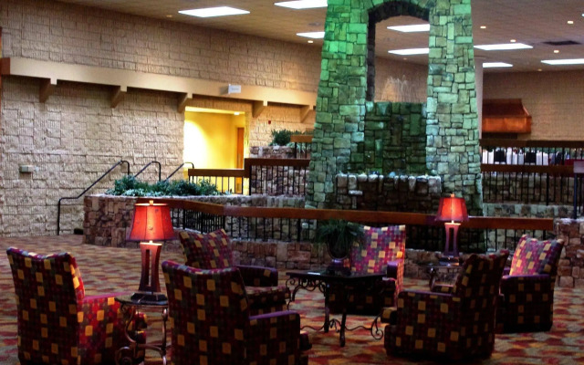 Holiday Inn Joplin-I-44 & Us 71
