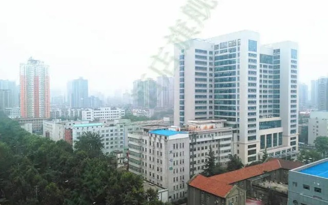 Qingcheng Apartment