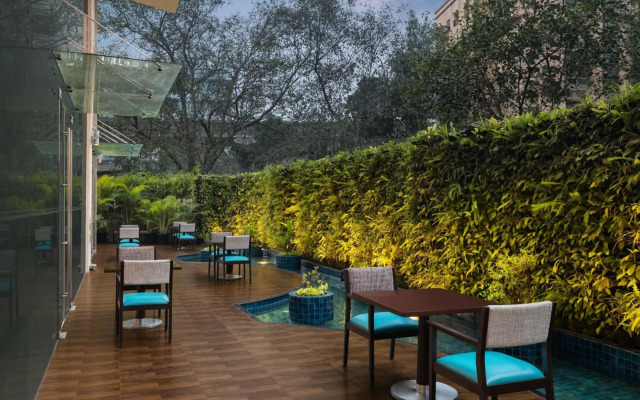 Courtyard by Marriott Mumbai International Airport