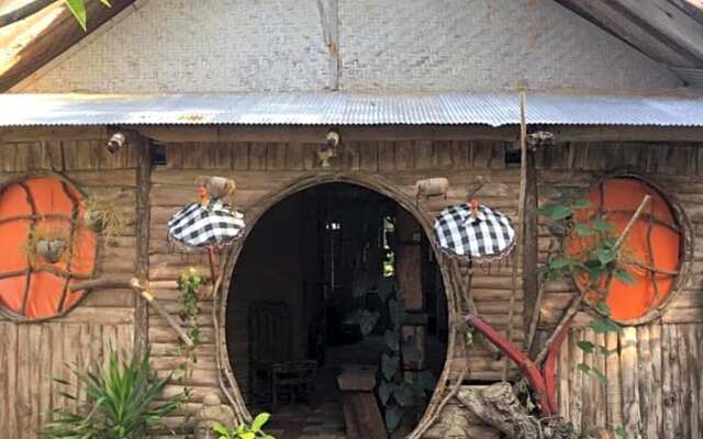 Sunrise Lodge & Lounge