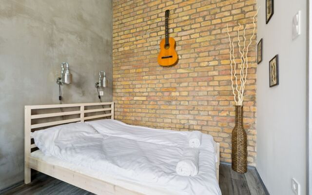 Downtown Studio Apartment