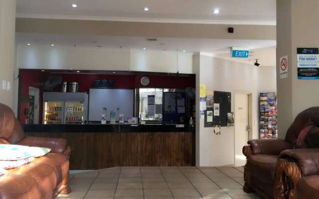Gold Coast Backpackers - Hostel