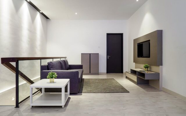 Hutton Central I Hotel