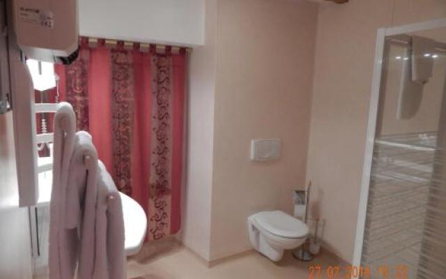 Hotel Mille Et Une Nuits Daubrac