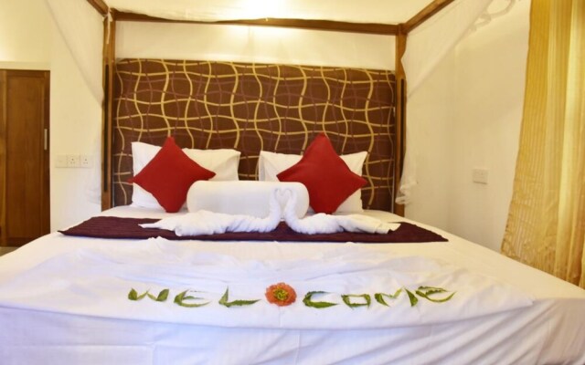 Safari Queens Resort