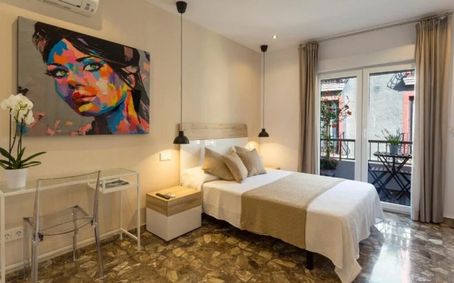 RoomBoutique32